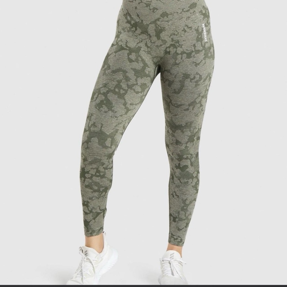 Gymshark women’s Adapt Camo Seamless Leggings